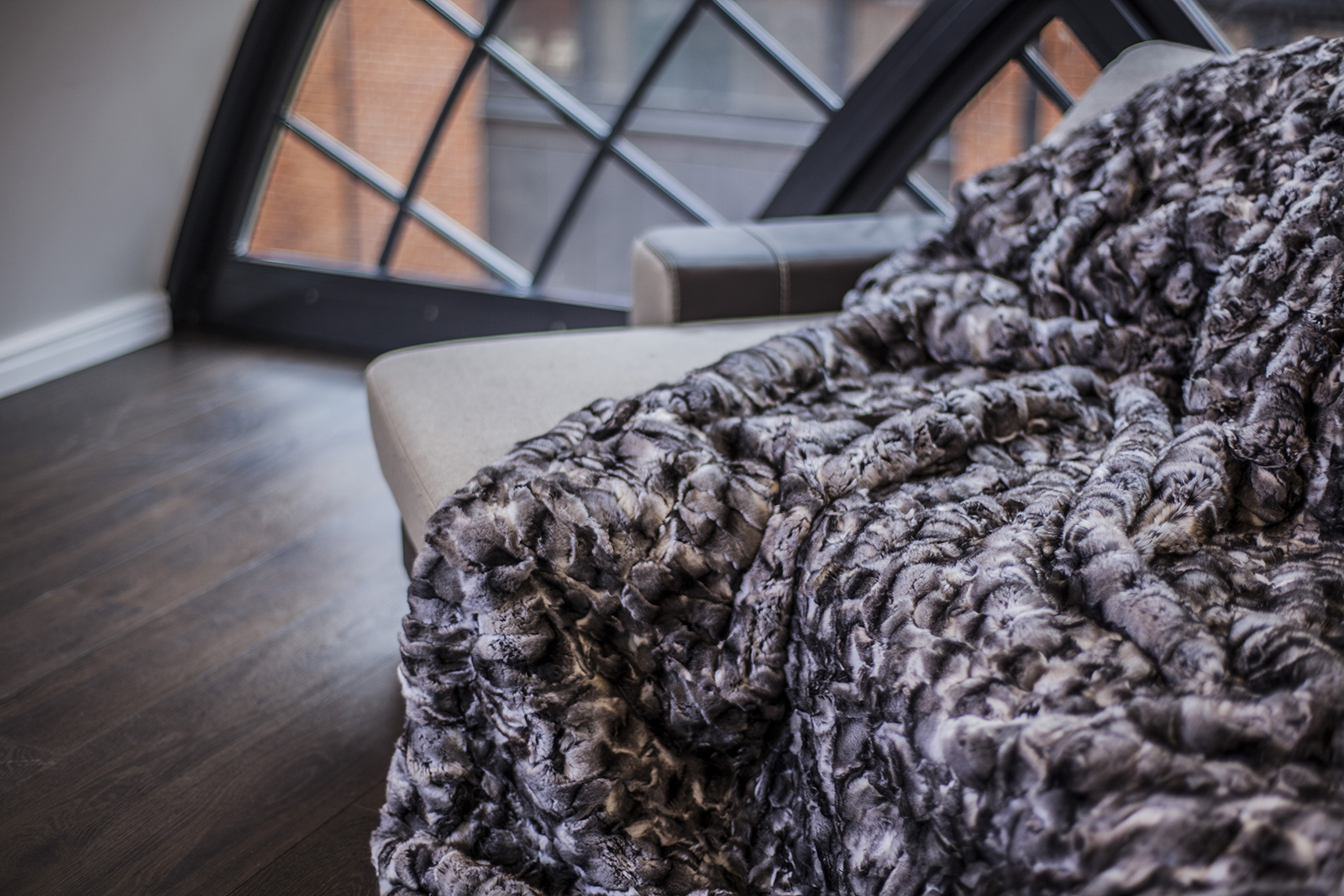 Luxury Chinchilla Real Fur Throw KING SIZE XXL Rug Bedspread Genuine