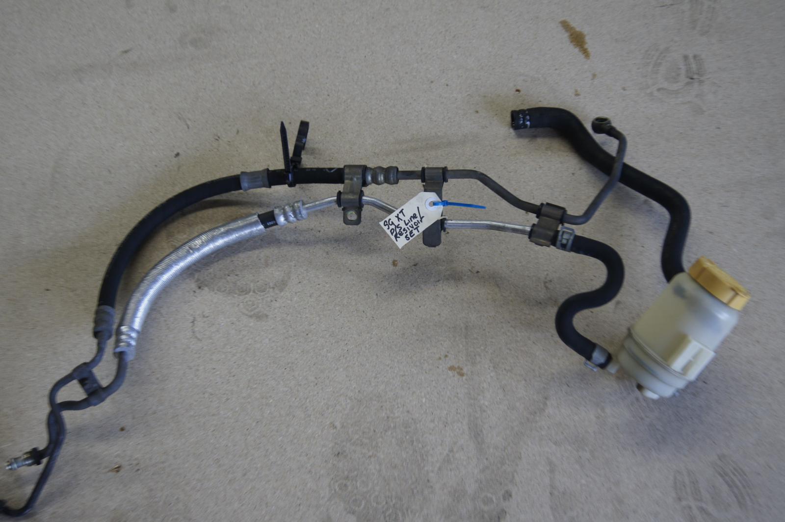 Subaru Forester XT TURBO SG Power steering Reservoir with Lines 03 04