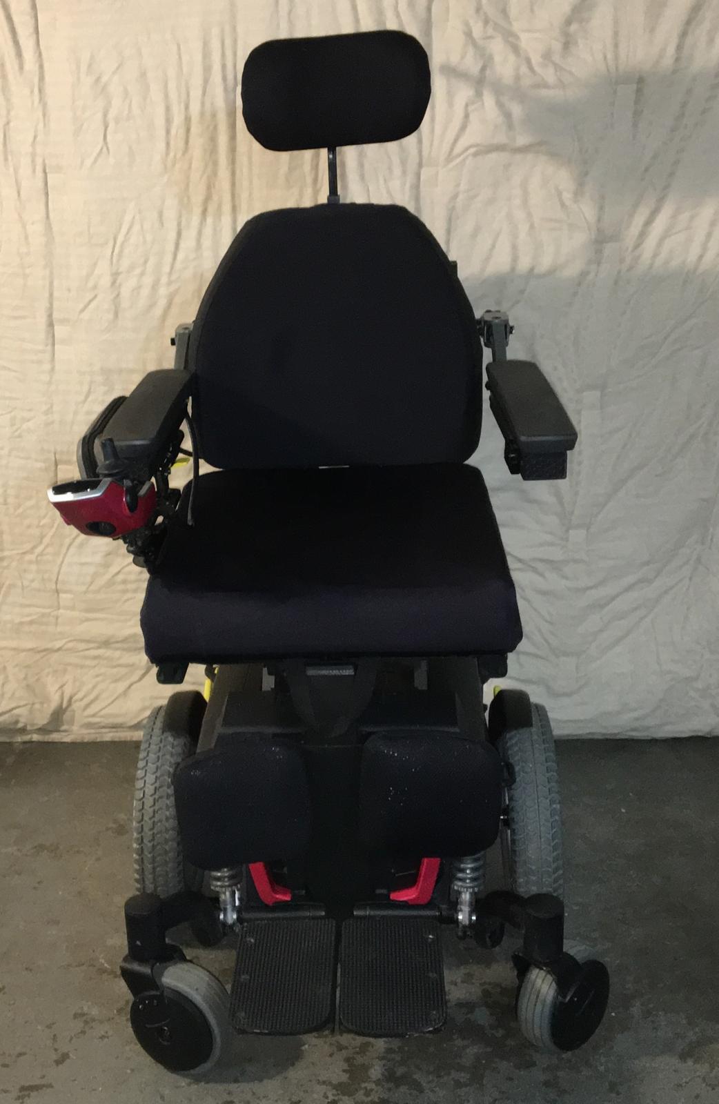 2013 Quantum Q6 Edge Power Wheelchair Power TILT + 10" SEAT ELEVATOR
