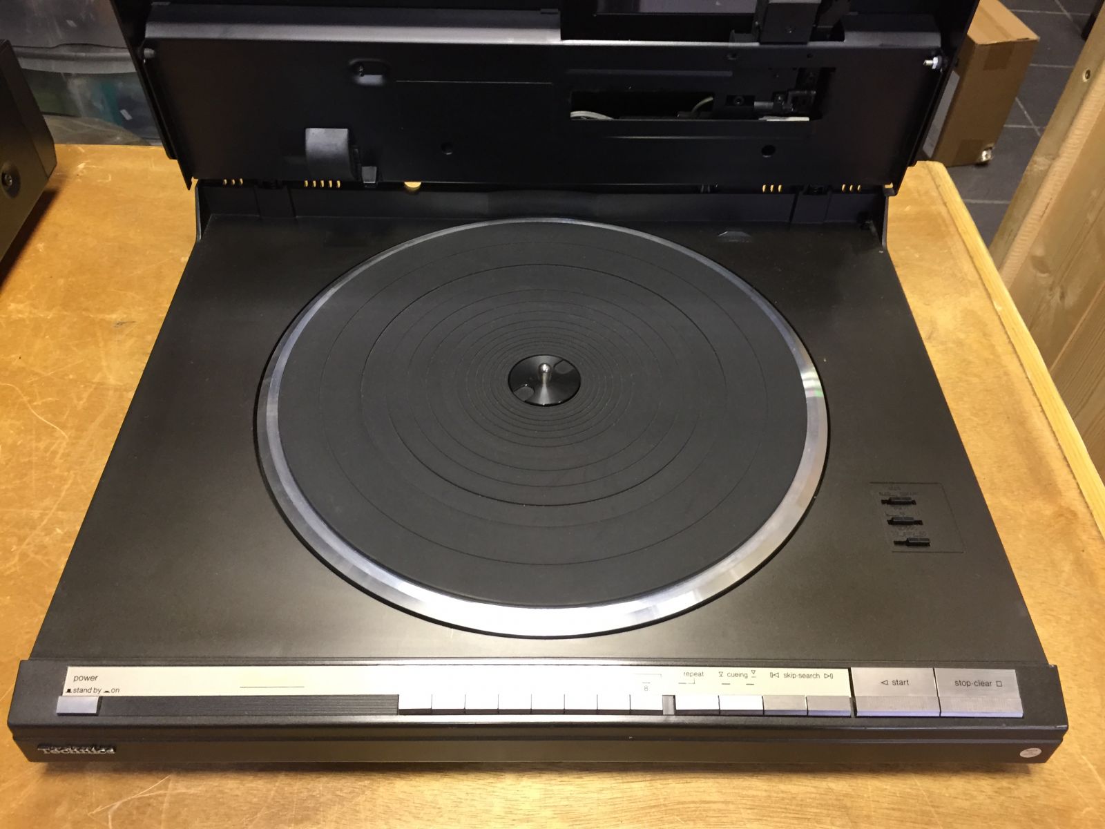 Technics Direct Drive Auto Turntable System SLL3 eBay